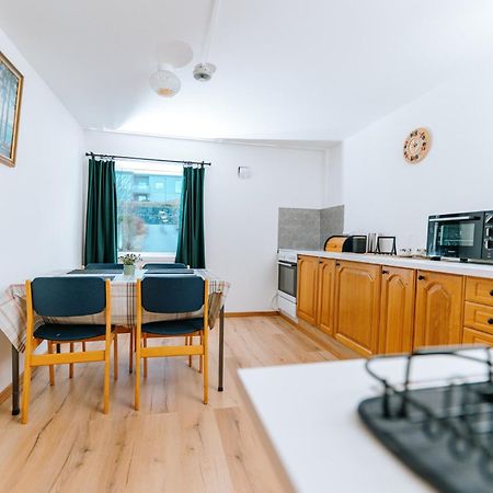 Hotel Nokling & Camping Hjelmeland Экстерьер фото