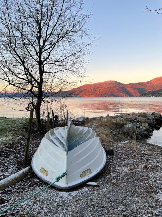 Hotel Nokling & Camping Hjelmeland Экстерьер фото